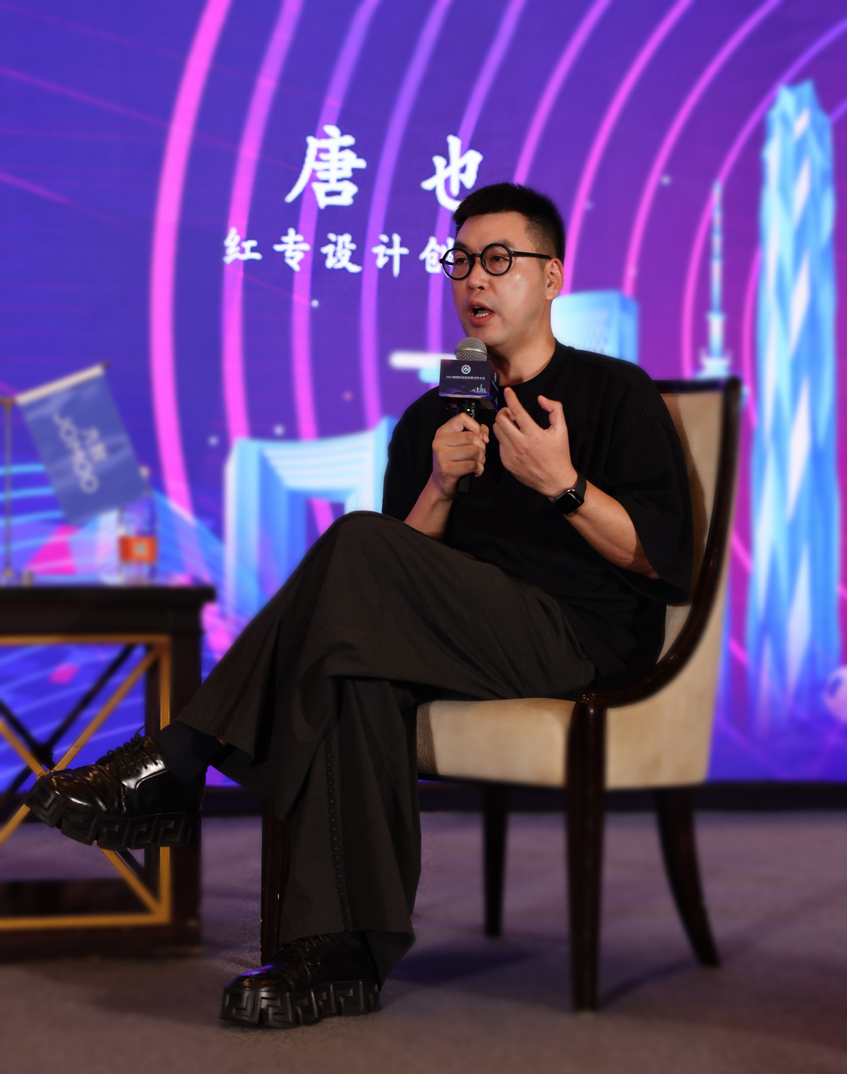 唐也老师受邀出席“2025西部住宿业发展合作大会”并作精彩分享！